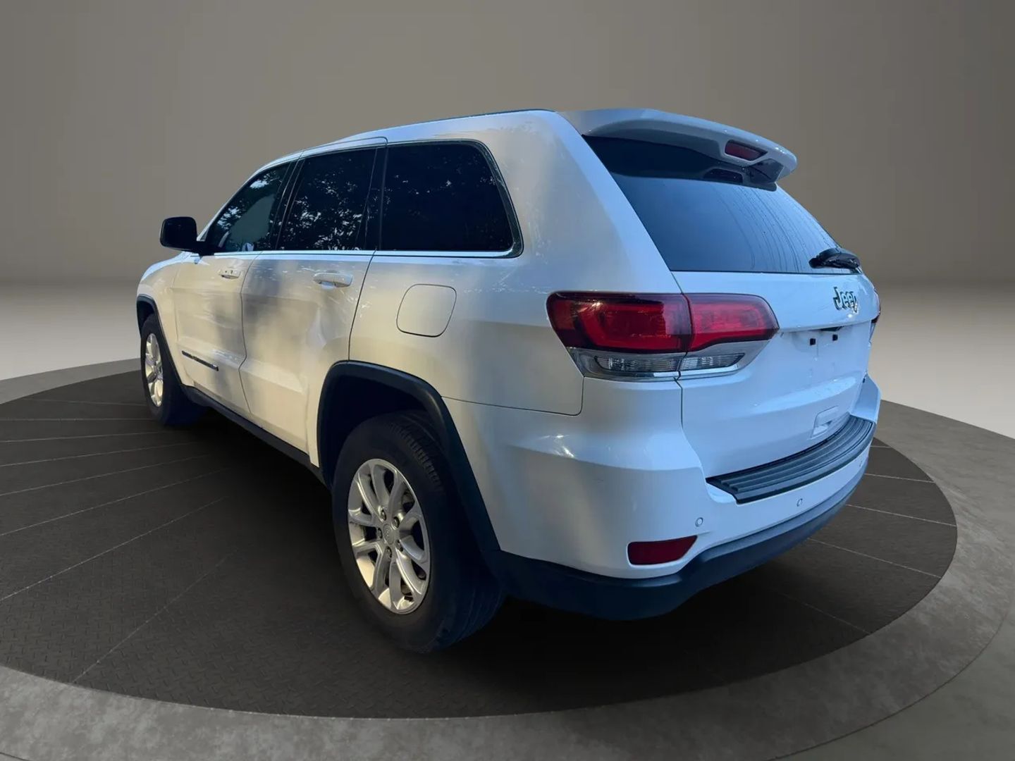 Photo 14 of 2022 Jeep Grand Cherokee Laredo, for sale in Katy, TX