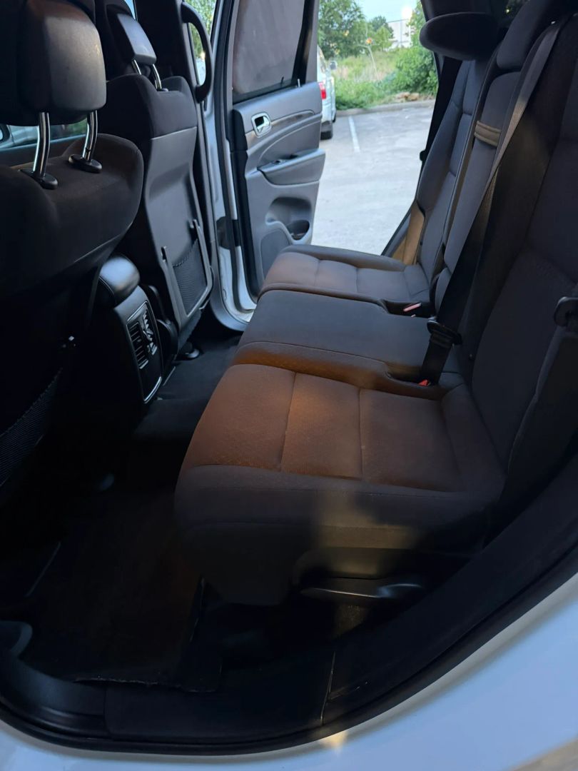 Photo 20 of 2022 Jeep Grand Cherokee Laredo, for sale in Katy, TX