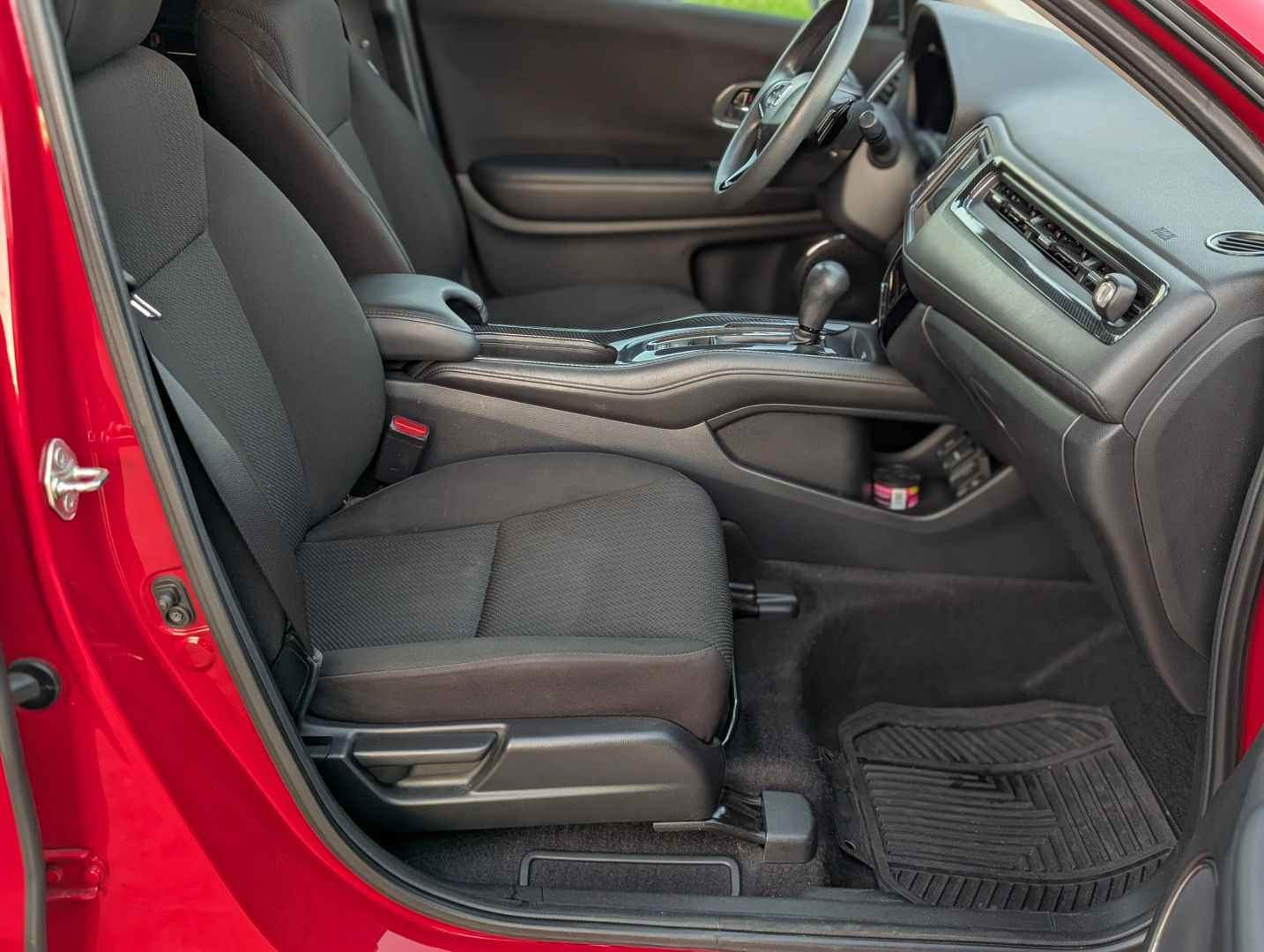 Photo 90 of 2018 Honda Hr-V EX for sale in Katy, TX