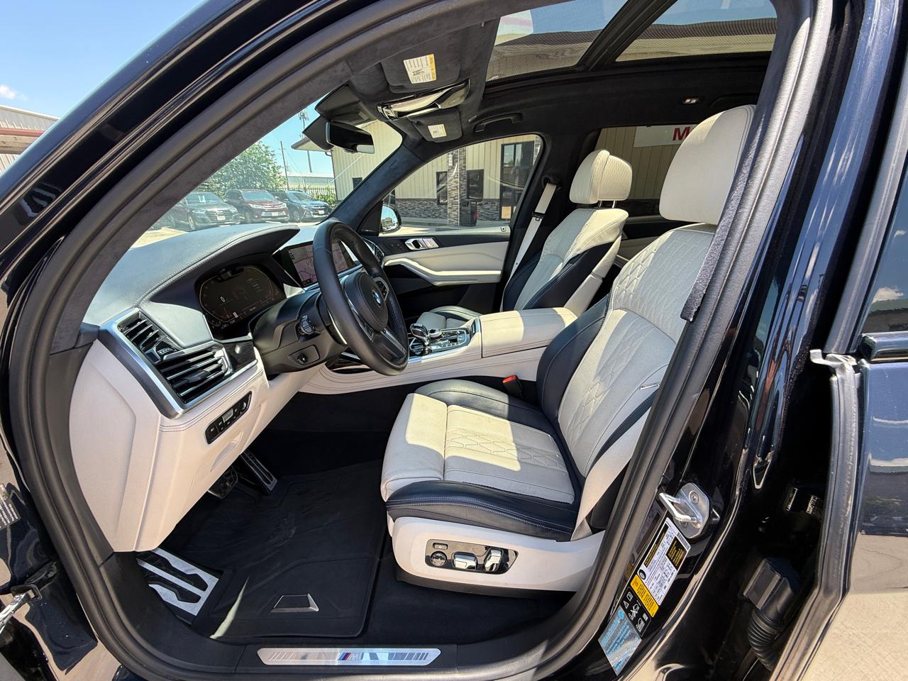 Photo 16 of 2019 BMW X7 Xdrive40i for sale in Houston, TX