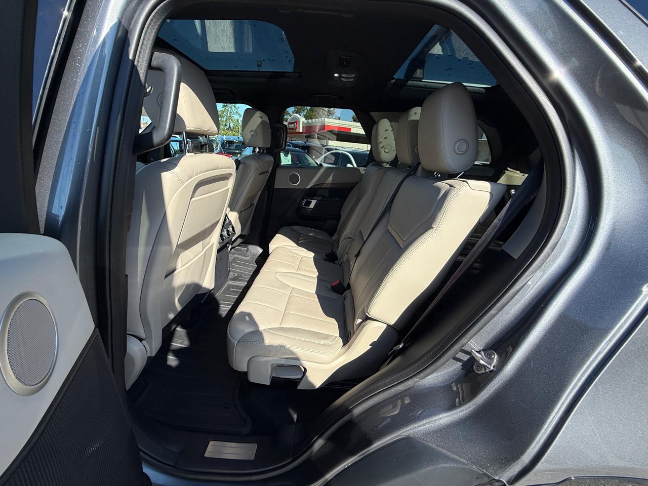Photo 11 of 2019 Land Rover Discovery HSE Td6 for sale in Houston, TX