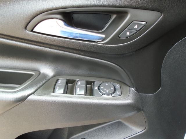 Photo 22 of 2022 Chevrolet Equinox for sale in Houston, TX