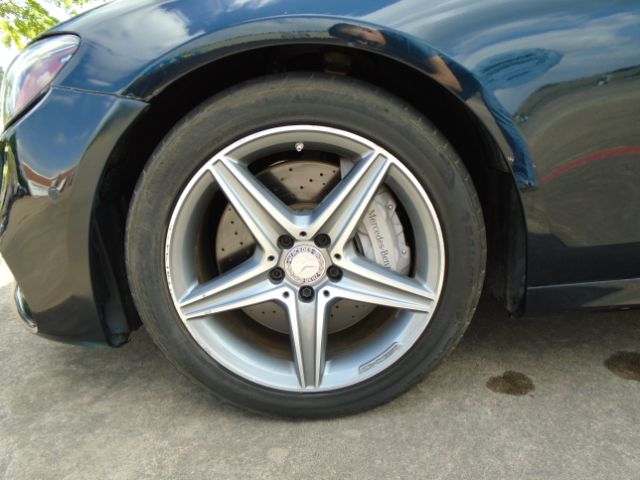 Photo 27 of 2017 Mercedes-Benz E-Class for sale in Houston, TX