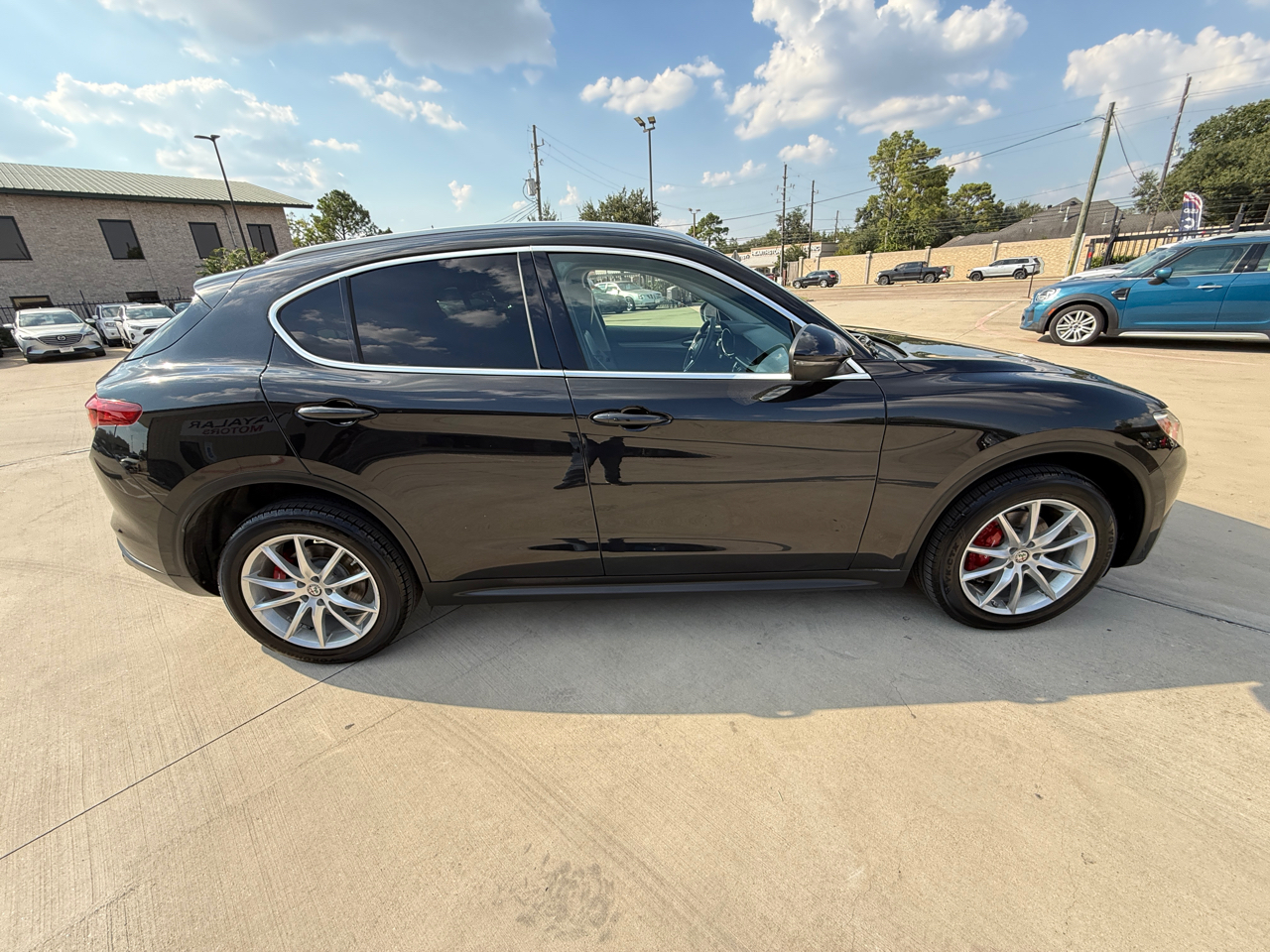 Photo 7 of 2018 Alfa Romeo Stelvio Ti for sale in Houston, TX