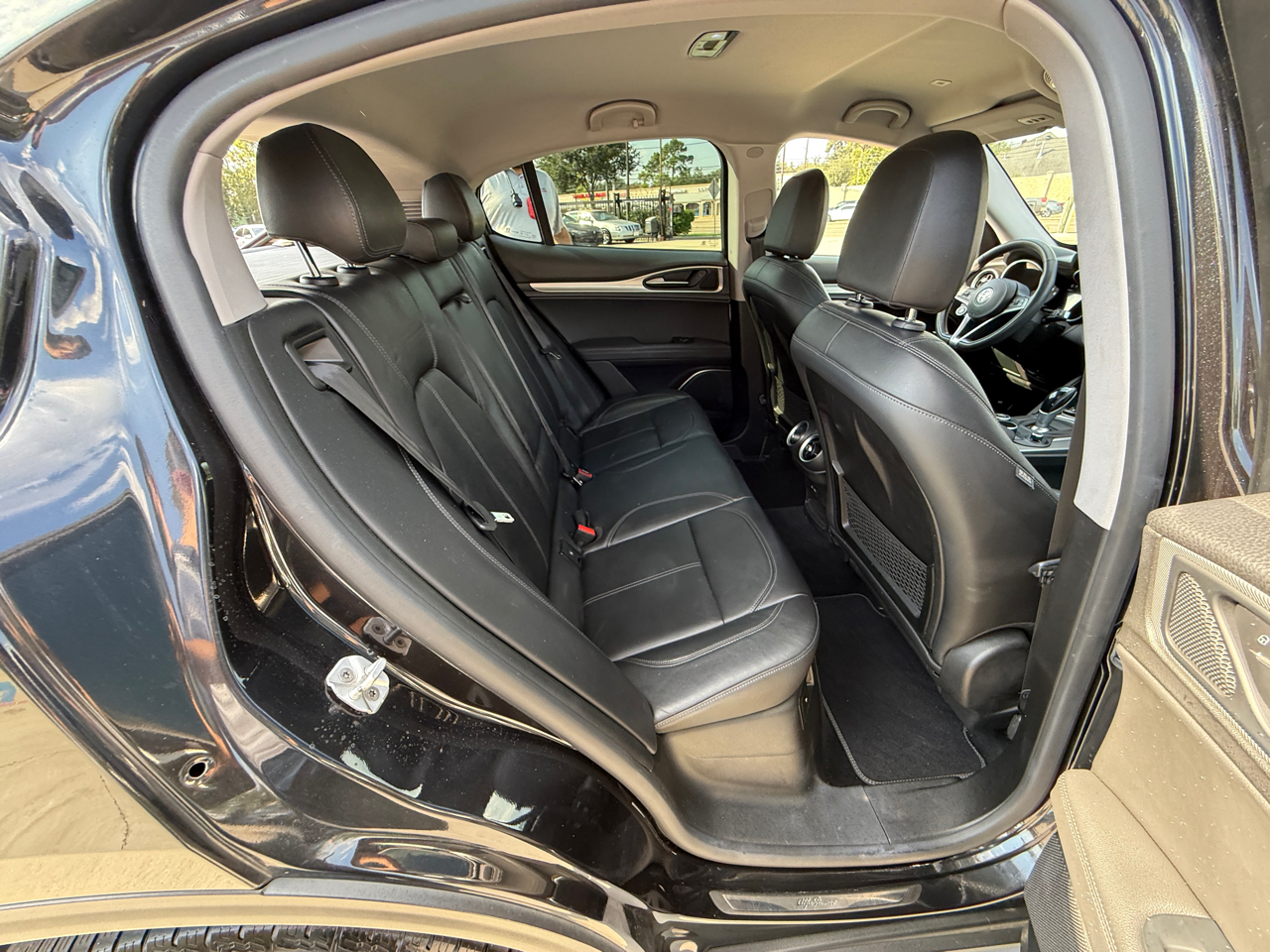 Photo 13 of 2018 Alfa Romeo Stelvio Ti for sale in Houston, TX