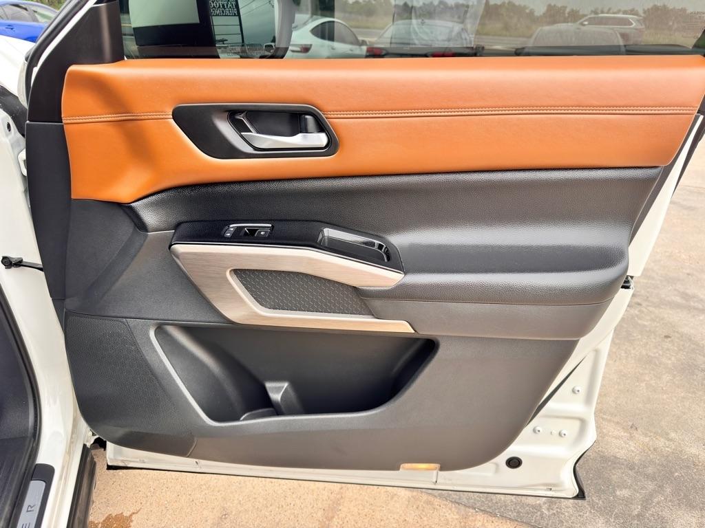 Photo 23 of 2022 Nissan Pathfinder Platinum for sale in Spring, TX