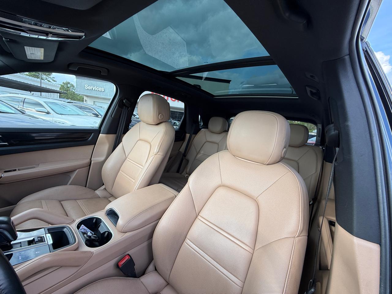 Photo 18 of 2019 Porsche Cayenne Type for sale in Houston, TX