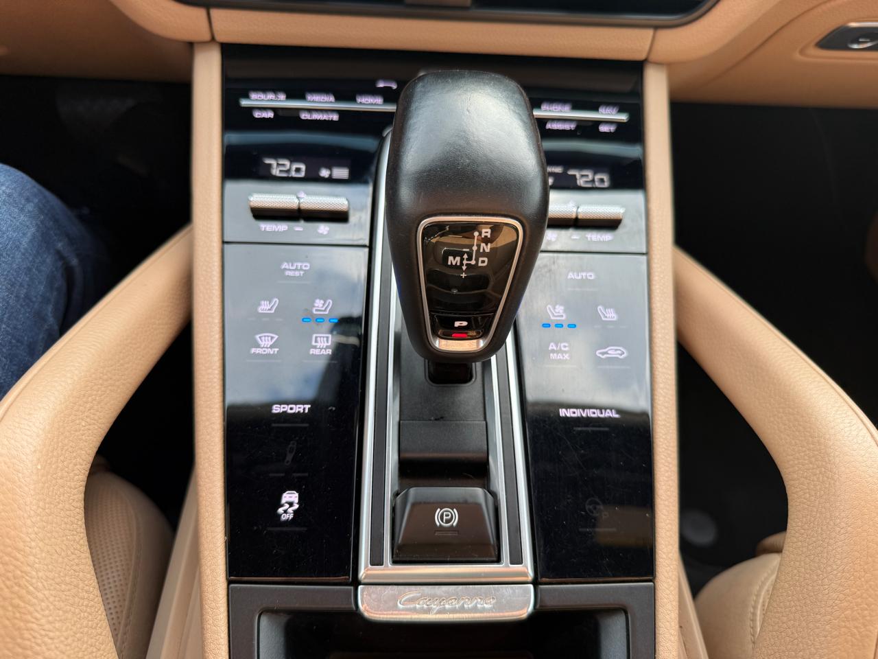 Photo 34 of 2019 Porsche Cayenne Type for sale in Houston, TX