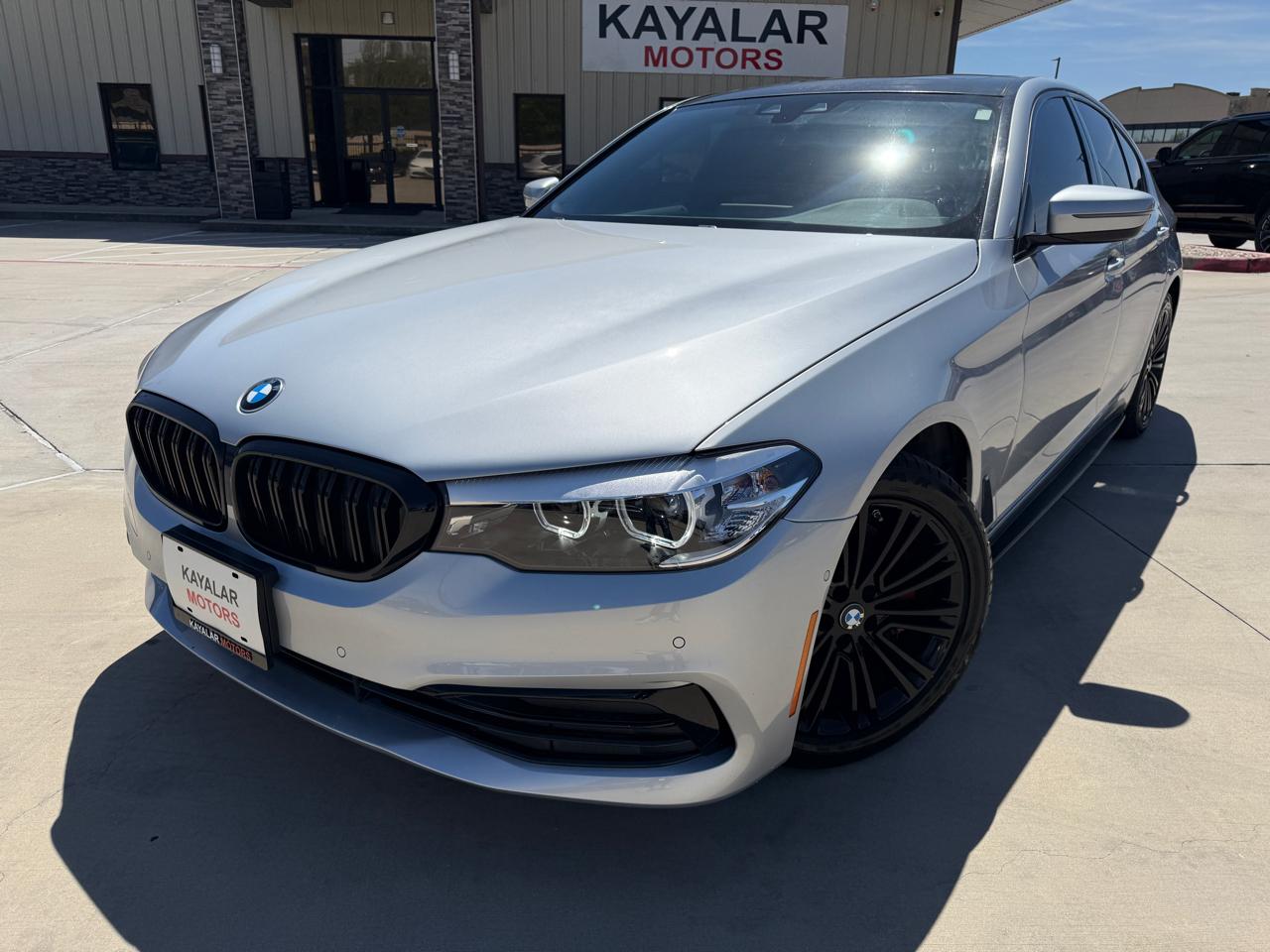 Photo 2 of 2020 BMW 530i 5-series for sale in Houston, TX
