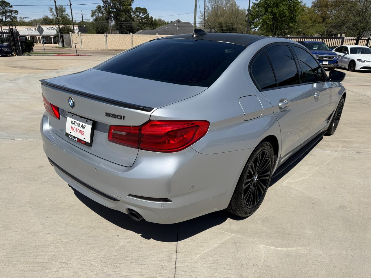 Photo 6 of 2020 BMW 530i 5-series for sale in Houston, TX