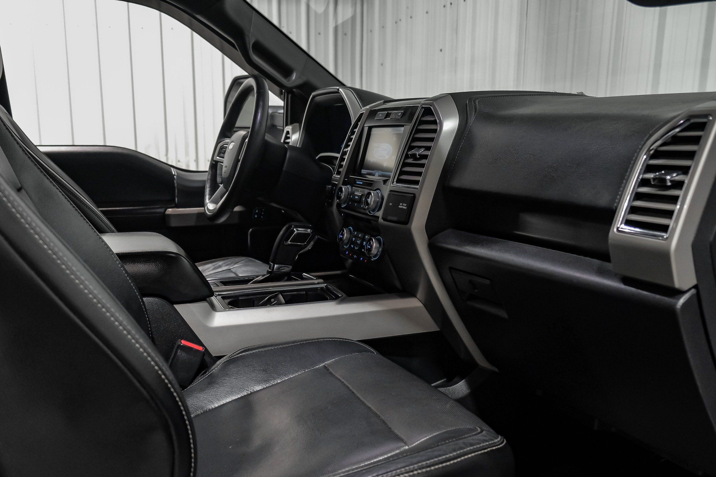 Photo 15 of 2015 Ford F-150 Lariat for sale in Katy, TX