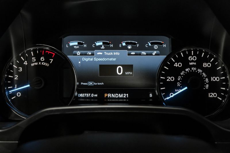 Photo 28 of 2015 Ford F-150 Lariat for sale in Katy, TX