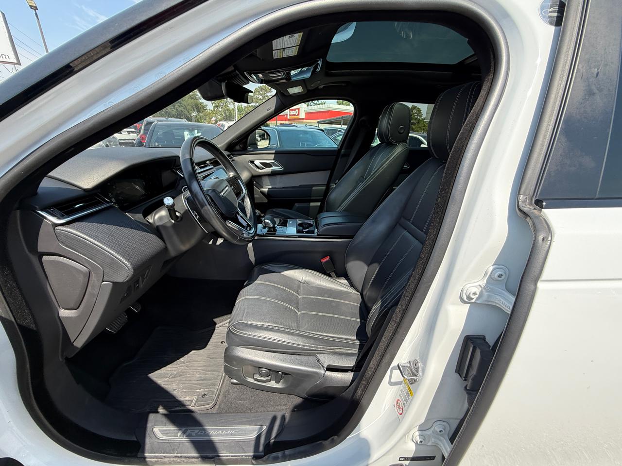 Photo 19 of 2021 Land Rover Range Rover Velar R-dynamic for sale in Houston, TX