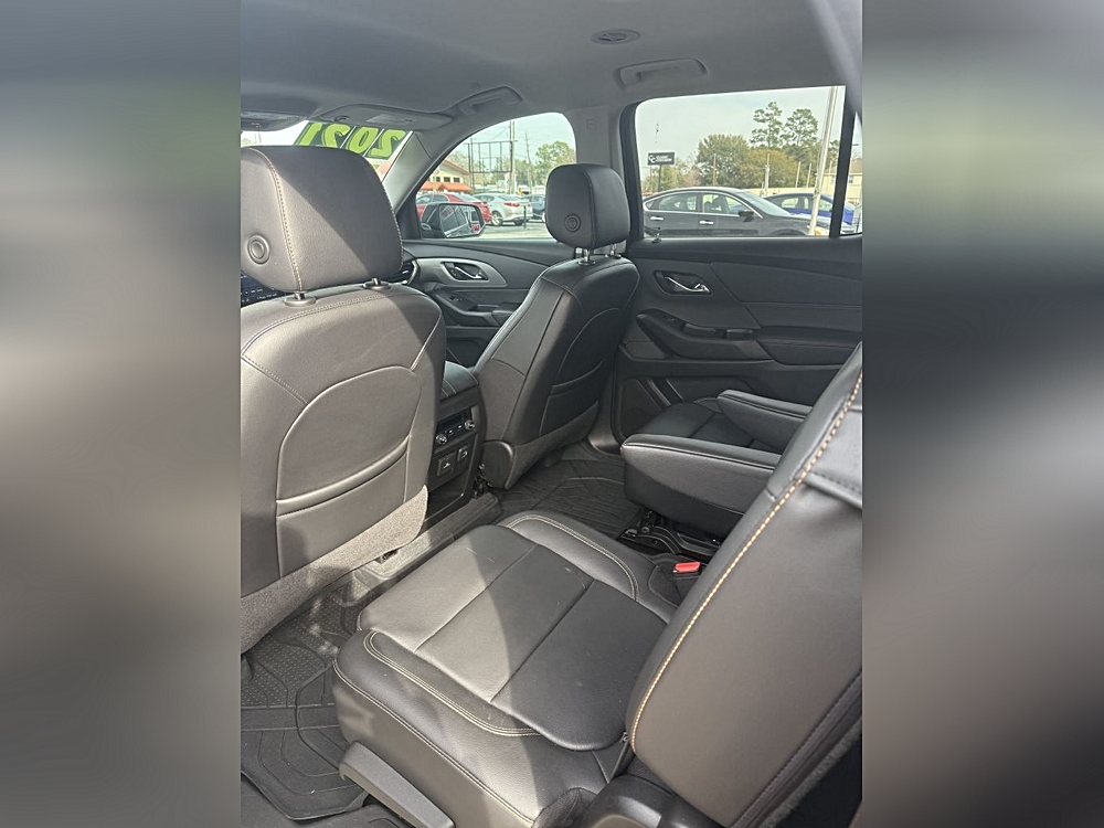 Photo 3 of 2021 Chevrolet Traverse LT for sale in Cypress, TX