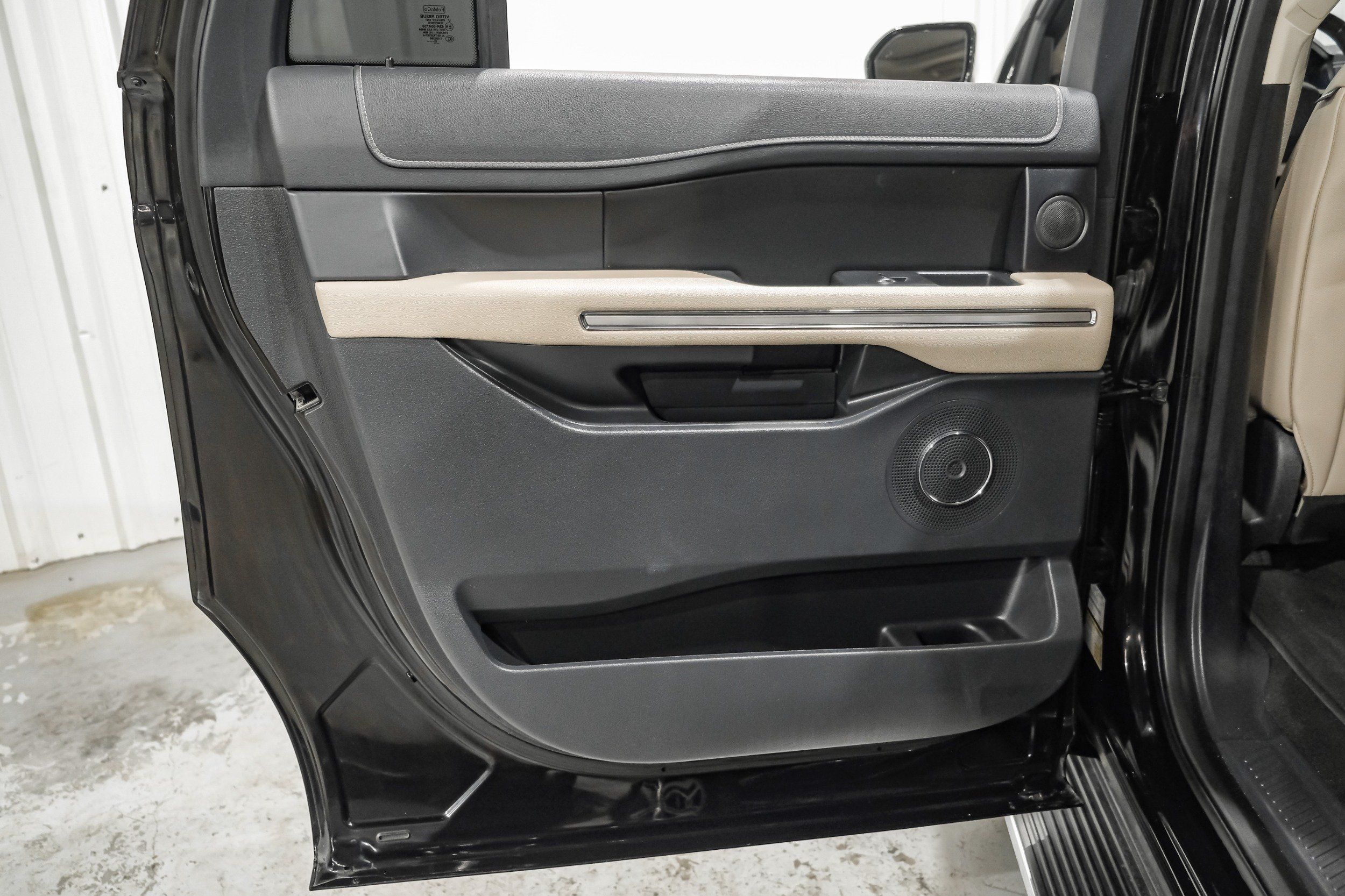 Photo 93 of 2022 Ford Expedition Max Limited for sale in Katy, TX