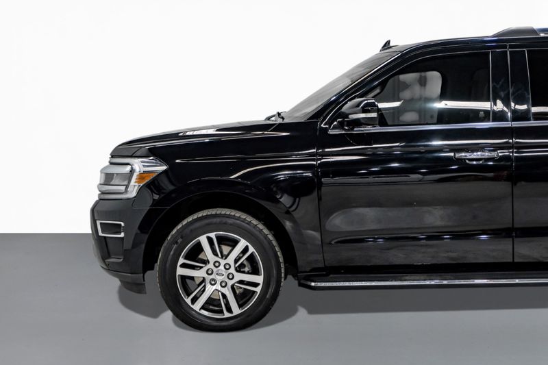 Photo 20 of 2022 Ford Expedition Max Limited for sale in Katy, TX