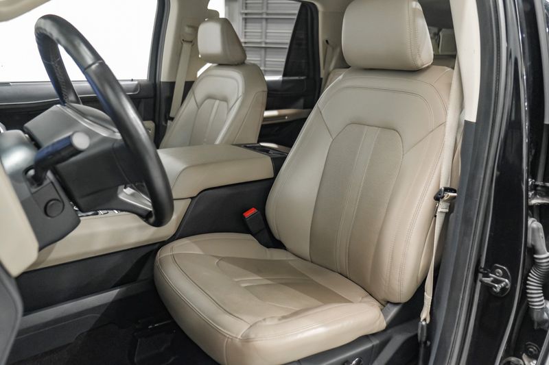 Photo 60 of 2022 Ford Expedition Max Limited for sale in Katy, TX