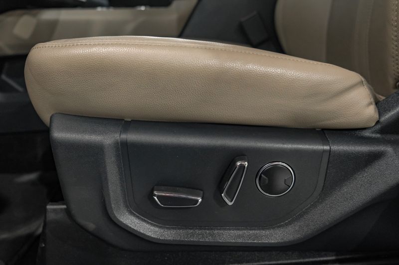 Photo 62 of 2022 Ford Expedition Max Limited for sale in Katy, TX